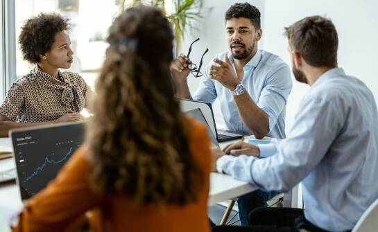 Tłumaczenia ustne jako narzędzie wsparcia dla instytucji publicznych
