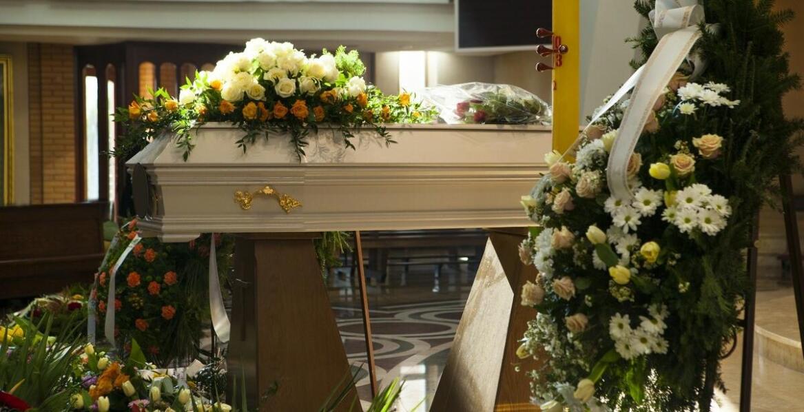 Dlaczego każdy zakład pogrzebowy powinien być wyposażony w kaplicę?