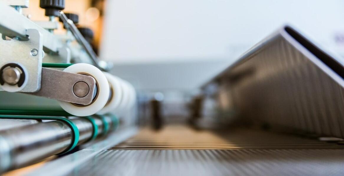 Jakie są najważniejsze aspekty wyboru technologii wykrawania dla drukarni?