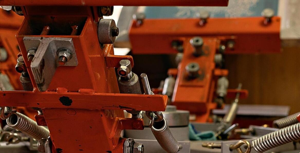 Ulepszanie jakości nadruków poprzez wybór odpowiednich ram do sitodruku