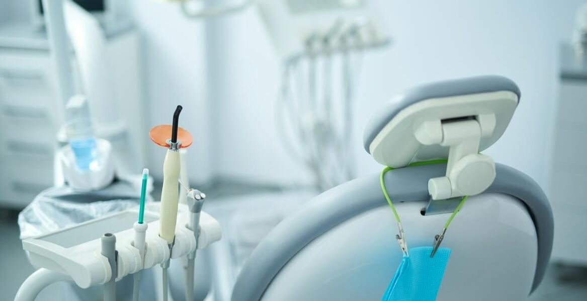 Jak działa pogotowie dentystyczne: szybka pomoc w nagłych przypadkach stomatologicznych