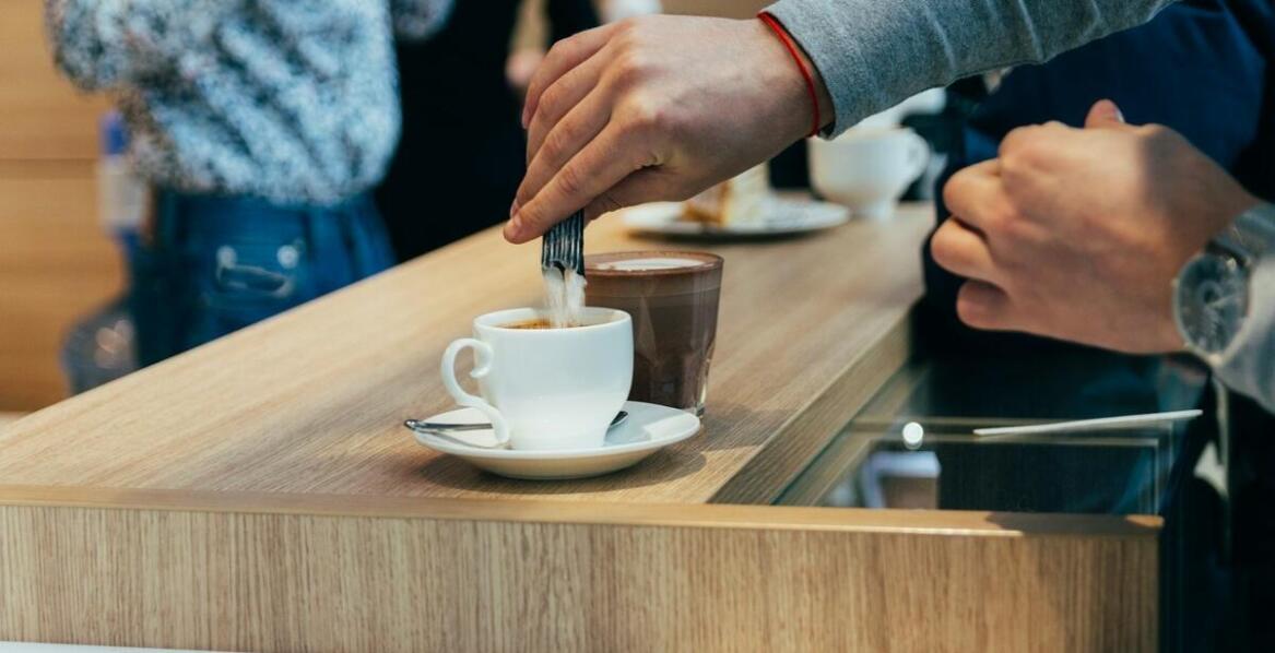 Jakie modele ekspresów do kawy są dostępne w wypożyczalni?