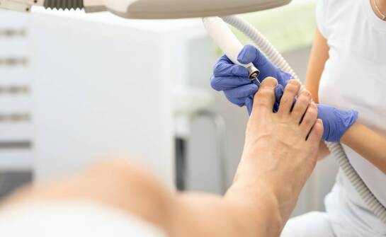 Najczęstsze schorzenia prowadzące do konieczności operacji stopy