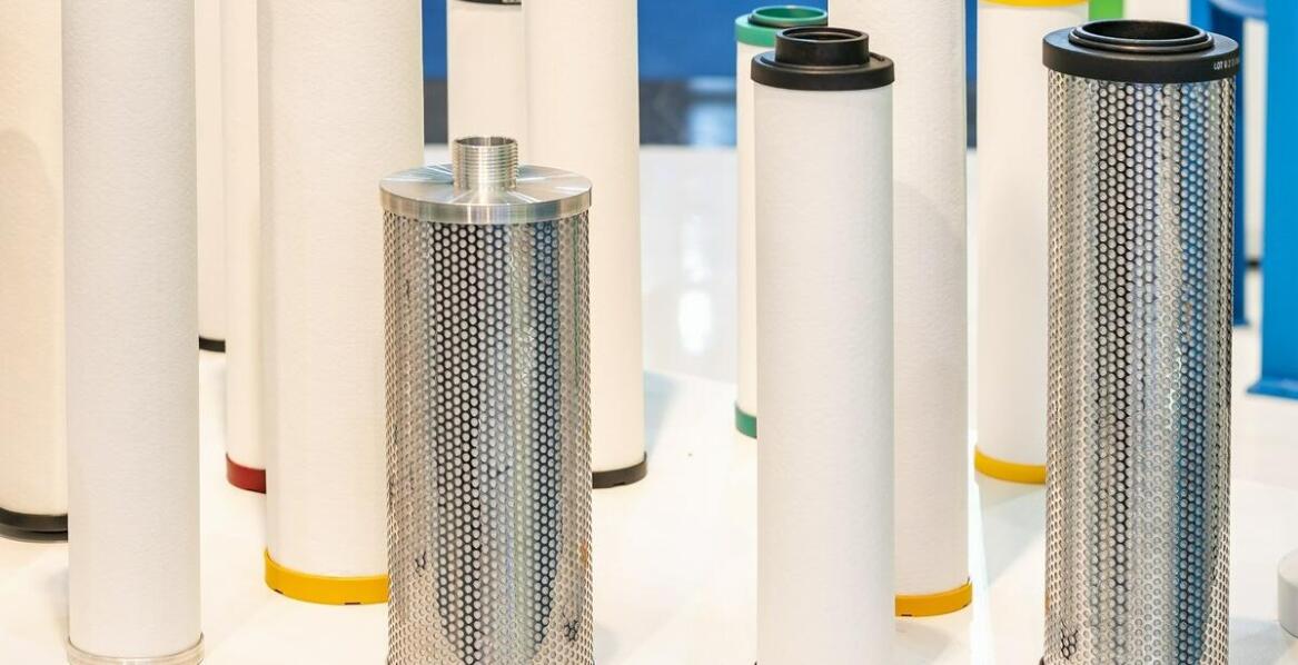 Dlaczego warto inwestować w filtry przemysłowe oparte na zaawansowanych materiałach filtracyjnych?