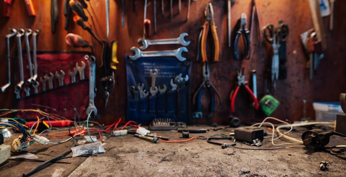 Jakie korzyści niesie regularna wymiana szczotek silnika dla trwałości pojazdu?