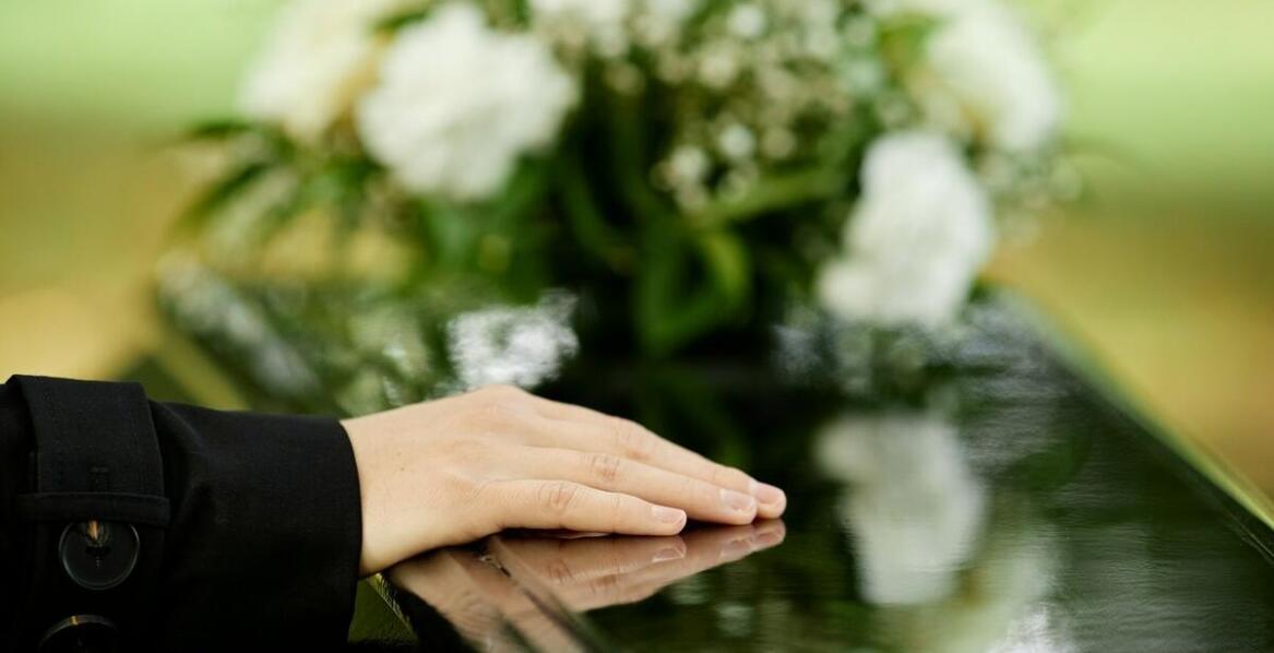 Jakie są nowoczesne rozwiązania w organizacji ceremonii oferowane przez Dom pogrzebowy Ruda?