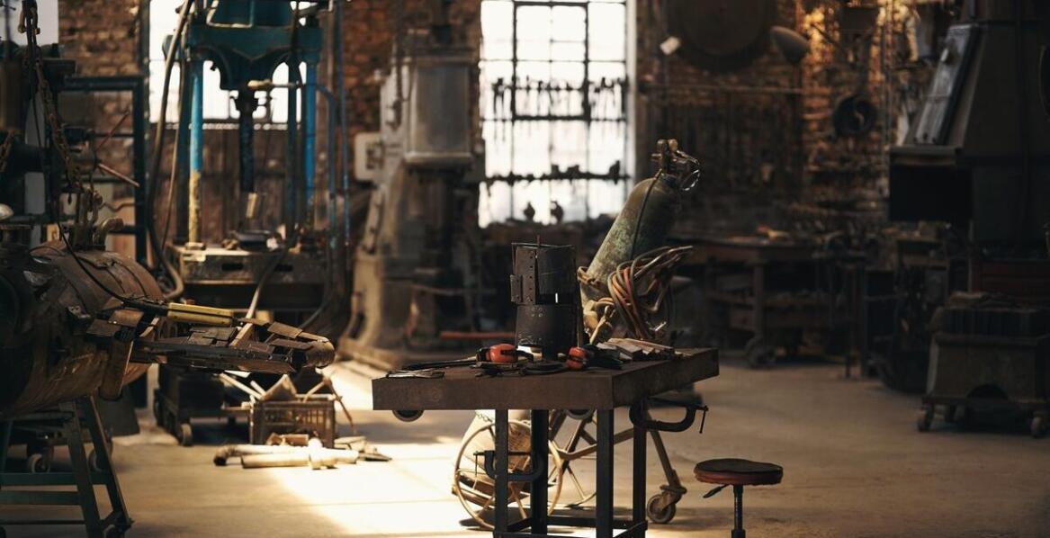 Znaczenie usług gięcia drutu dla estetyki i funkcjonalności wyrobów metalowych