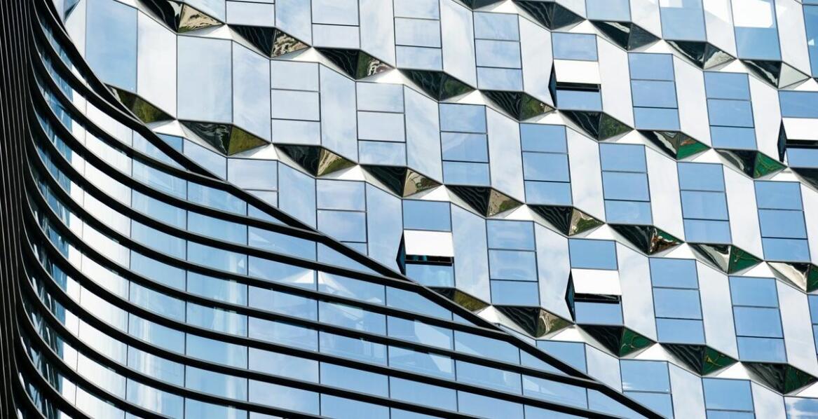 Jak szyby przeciwsłoneczne wpływają na komfort termiczny w domu?