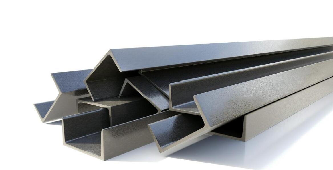 Profil stalowy 200x100x4 w kontekście odporności na czynniki atmosferyczne