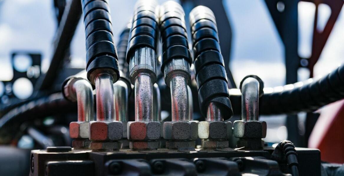 Przewaga kompresorów tłokowych nad spiralnymi w zastosowaniach motoryzacyjnych