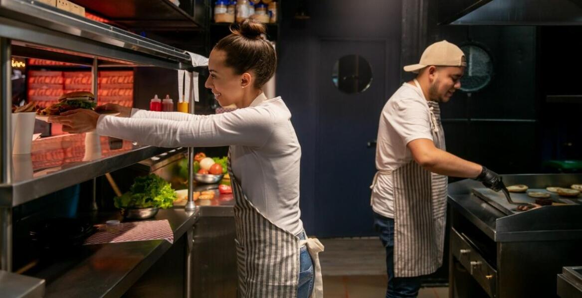 Hurtownia spożywcza a rozwój restauracji: kluczowe aspekty współpracy