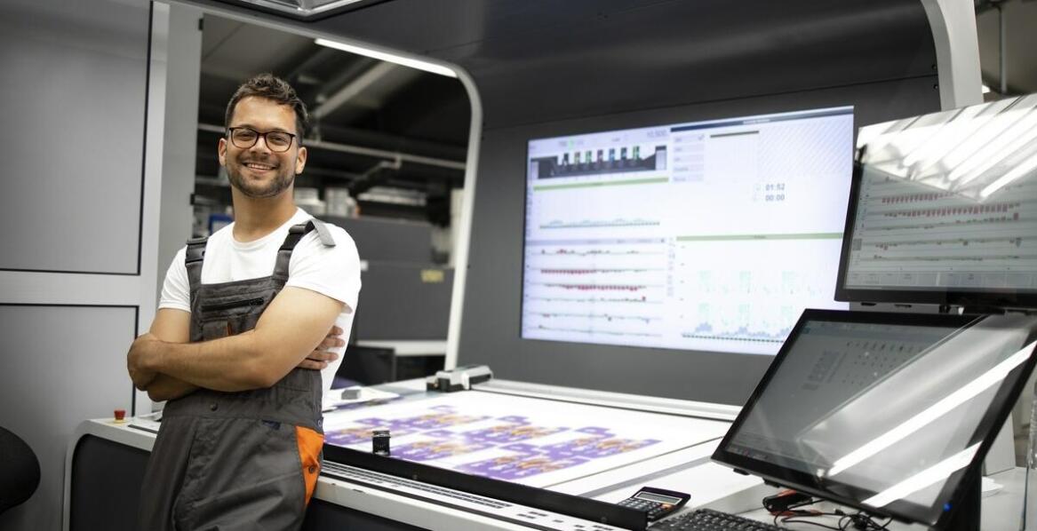 Druk A0: Kluczowe aspekty przy wyborze odpowiednich materiałów