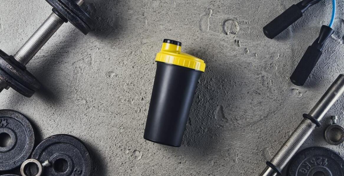 Jakie suplementy wspierają efekty treningu fbw?