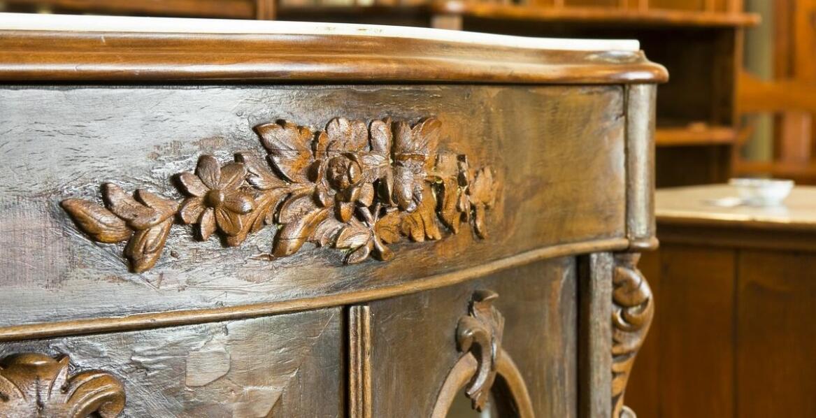 Jakie meble przedwojenne cieszą się największym zainteresowaniem na rynku antykwarycznym?