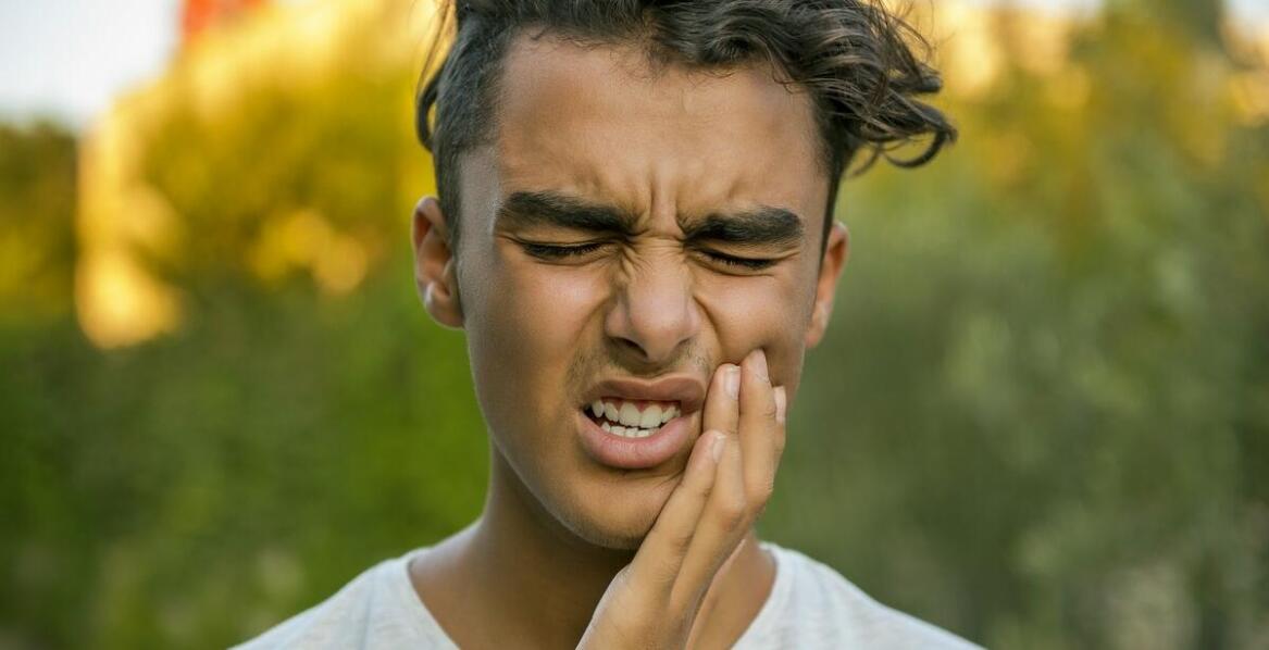 Stomatolog 24h a leczenie opuchlizny – jak szybko uzyskać pomoc?