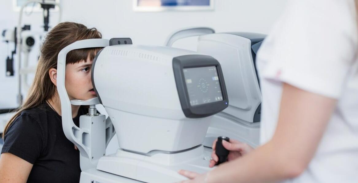 Jakie nowoczesne metody diagnostyczne wspierają wykrywanie chorób oczu?