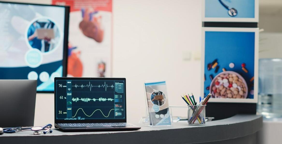 Defibrylator zewnętrzny jako element strategii bezpieczeństwa w obiektach sportowych