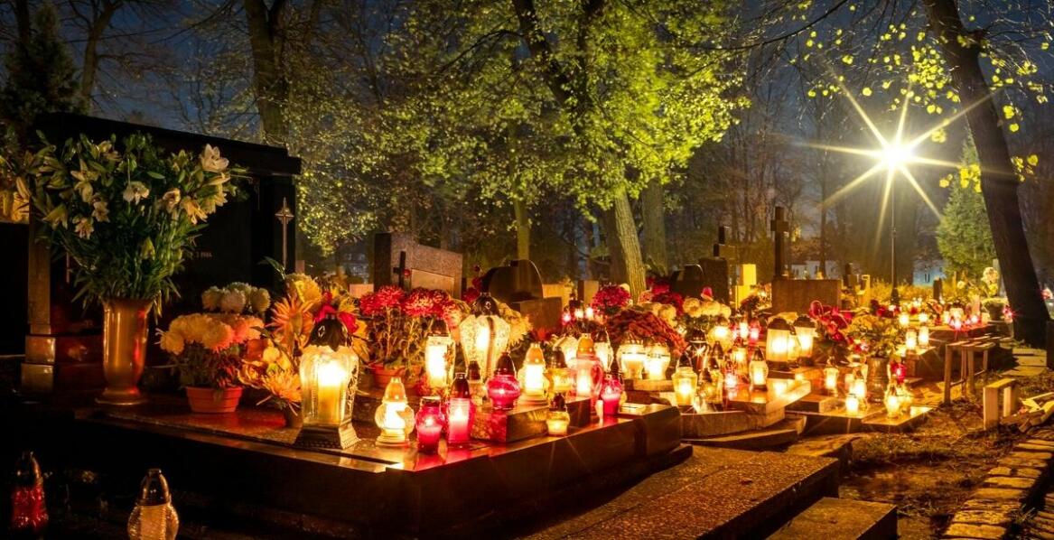 Rola duchowieństwa w ceremoniach pogrzebowych: co oferujemy?