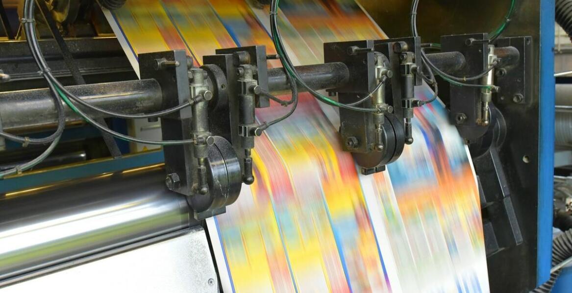 Druk książek w miękkiej oprawie – ekonomiczne rozwiązania dla autorów