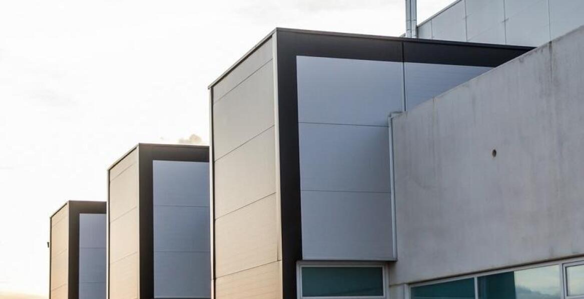 Jakie są innowacyjne metody poprawiające efektywność wywozu odpadów?