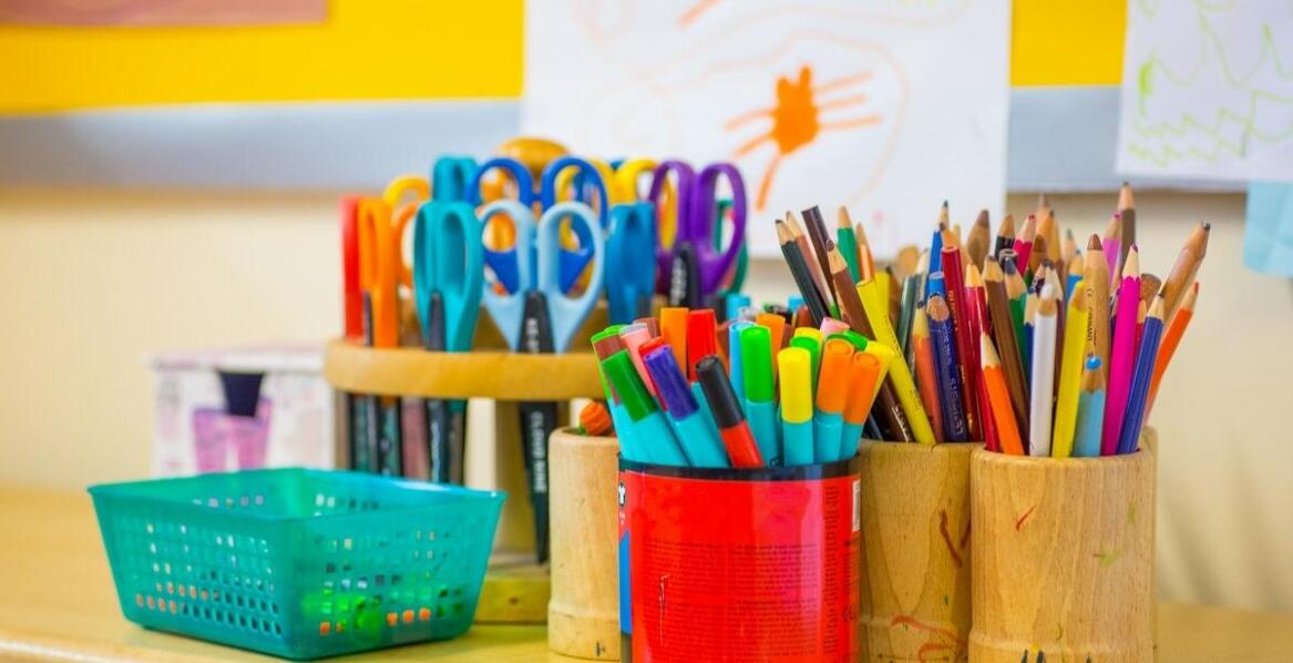 Kreatywne pomysły na wykorzystanie artykułów plastycznych w edukacji przedszkolnej