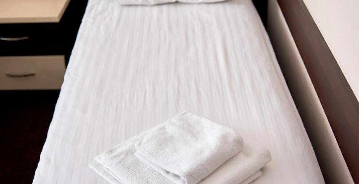 Jakie wymiary powinno mieć łóżko hotelowe pojedyncze?