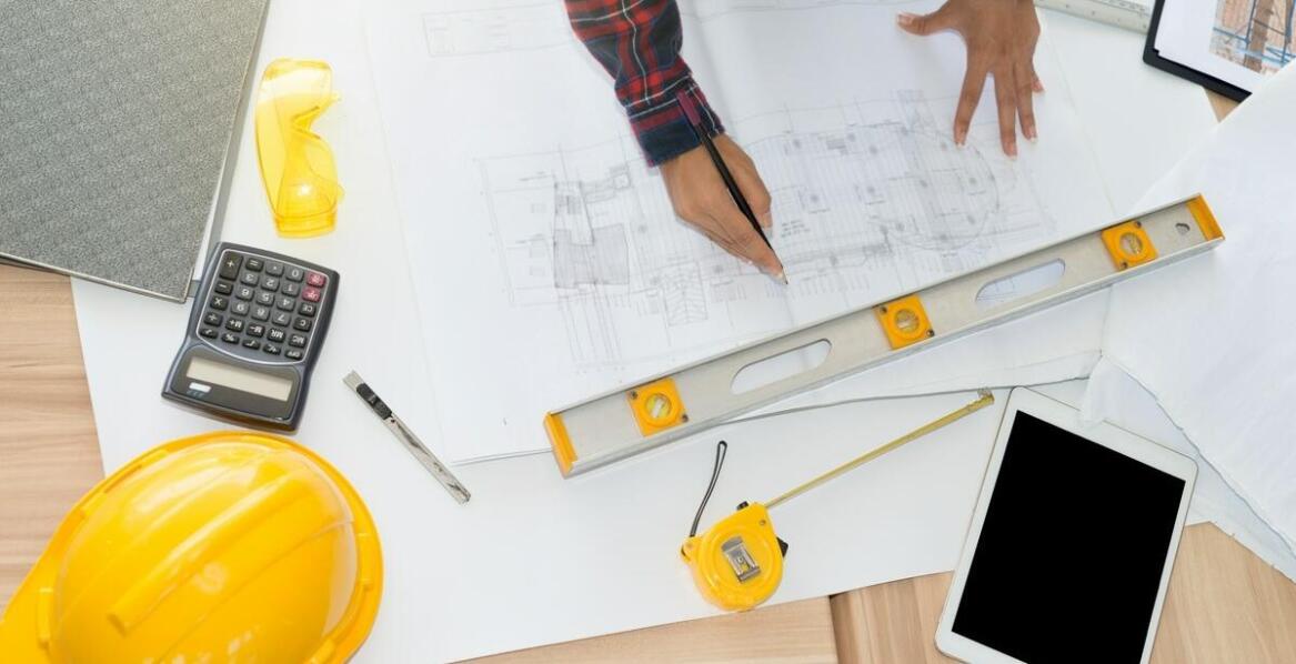 Jak doradztwo prawne wpływa na skuteczność działania firm budowlanych na rynku francuskim?