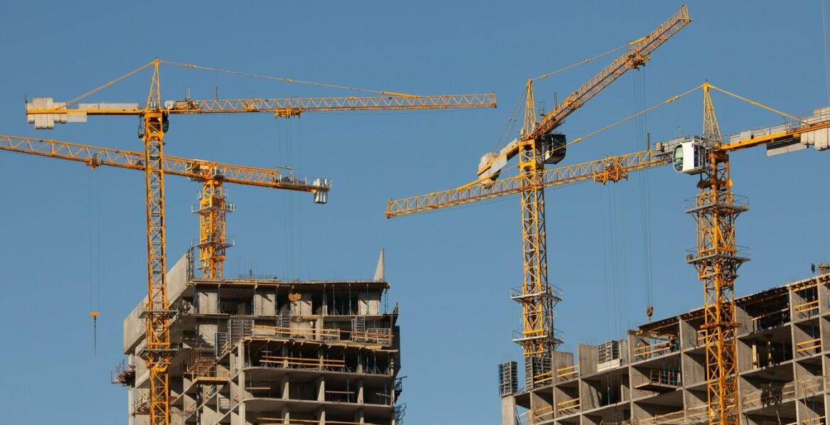 Długoterminowa współpraca przy inwestycjach z wykorzystaniem dźwigów