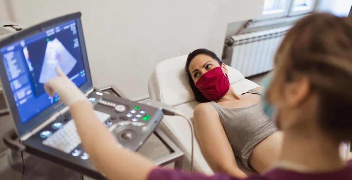 Czy USG piersi jest bezpieczne dla kobiet w ciąży?
