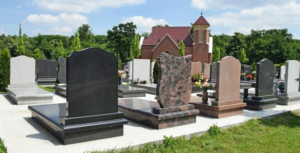 Usługi kamieniarskie i ich rola w tworzeniu pomników