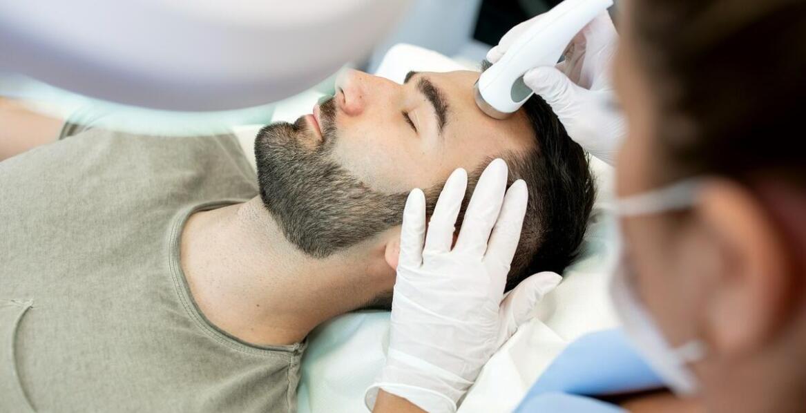 Trójkąt na twarzy: jego znaczenie w monitorowaniu leczenia dermatologicznego