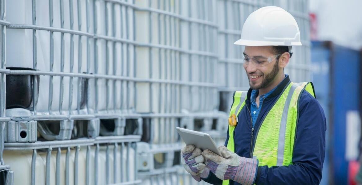 W jaki sposób współpracujemy z firmami przemysłowymi przy dostawach paliw?