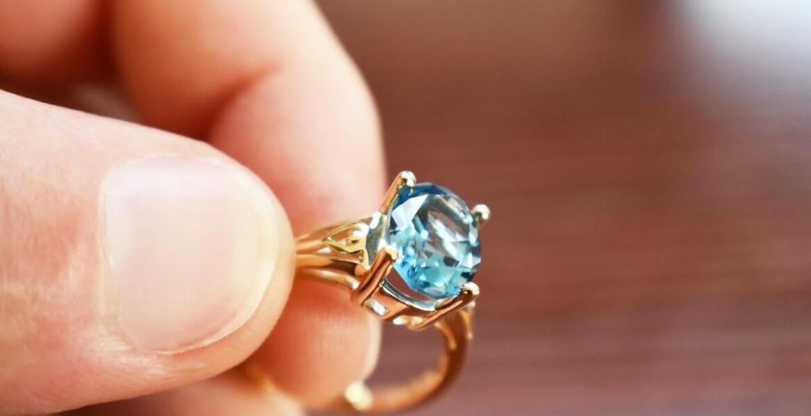 Co sprawia, że niektóre szmaragdy mogą być droższe od diamentów?