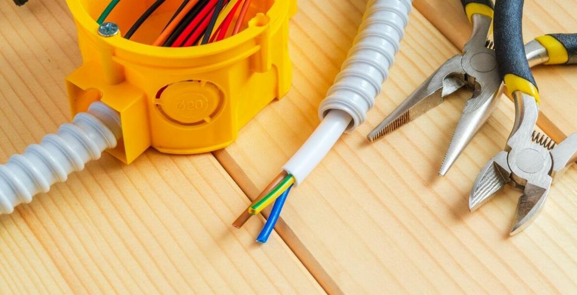 Jakie wyzwania mogą pojawić się przy modernizacji starszych instalacji?