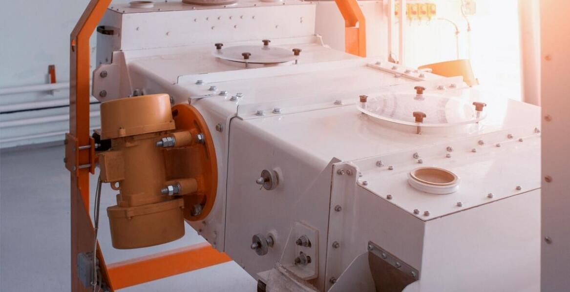 Rękawy załadunkowe a ich zastosowanie w automatyzacji procesów przemysłowych