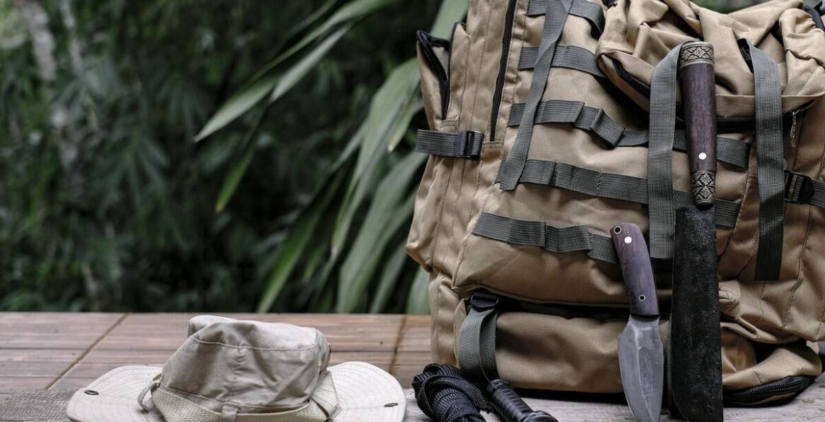 Jakie są zalety wymiennych stelaży w plecakach turystycznych?