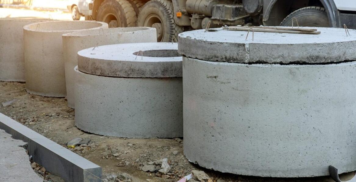 Wpływ pierścienia odciążającego na ekonomikę eksploatacji systemów kanalizacyjnych