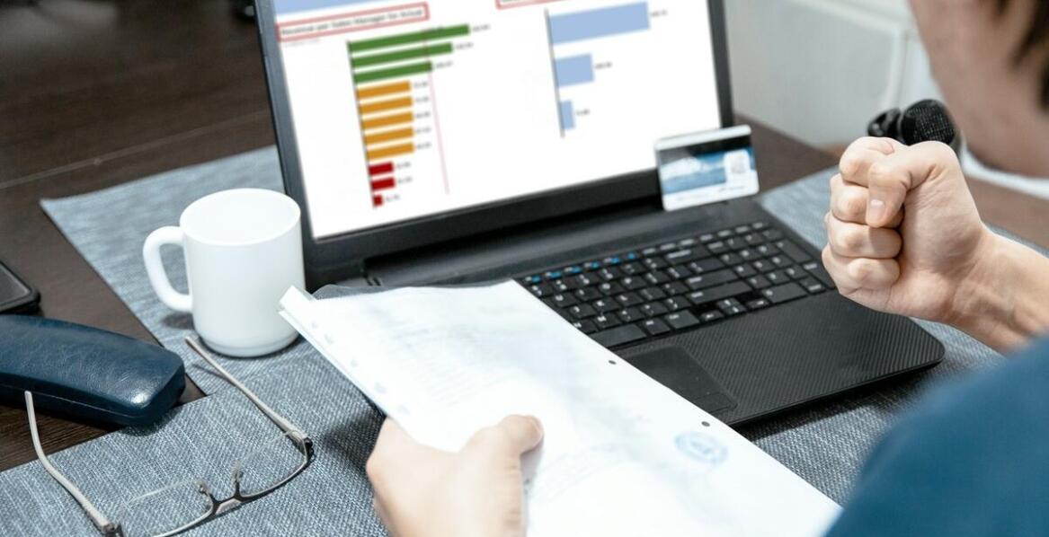 Jak porównać oferty ubezpieczeń mieszkania dzięki pomocy ekspertów?