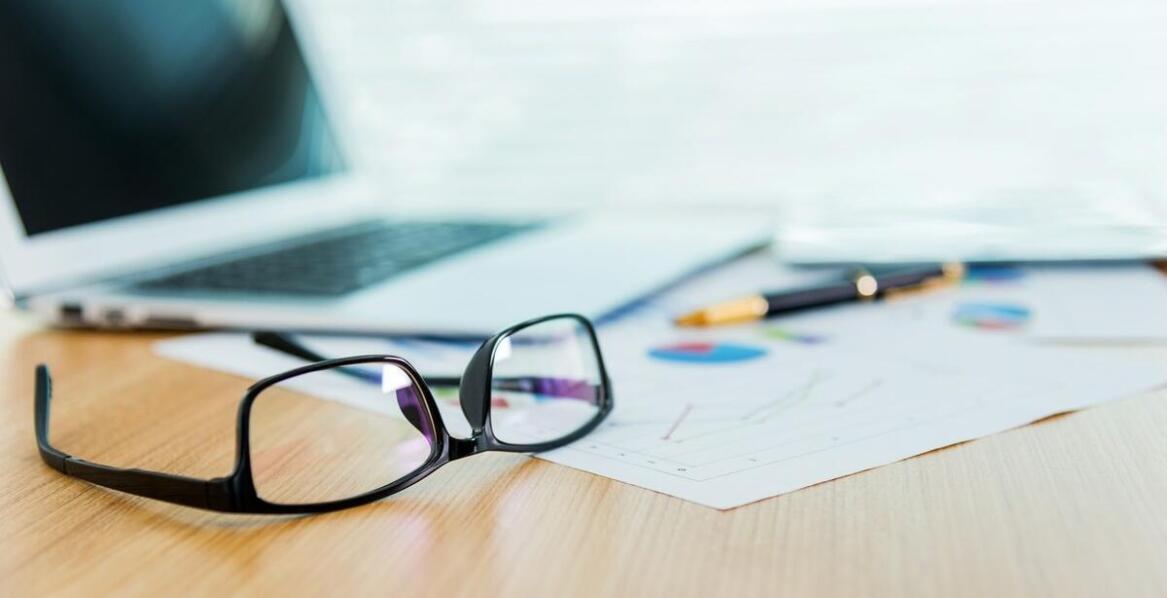 Rola publikacji prawnych w zrozumieniu aktualnych wyzwań regulacyjnych