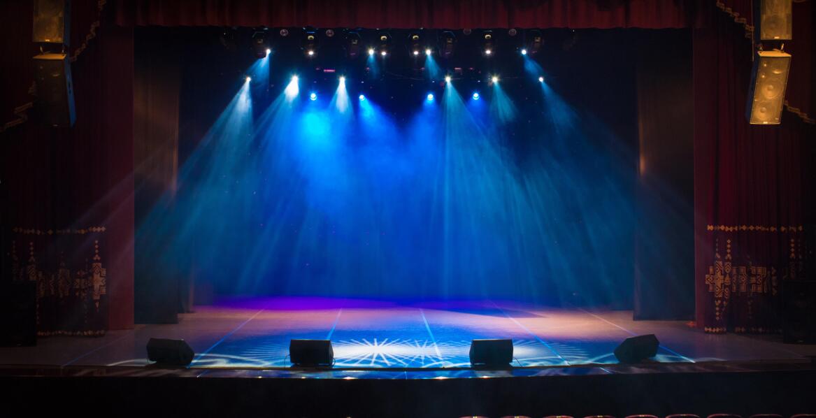 Wie beeinflusst der Bühnenbildbau das Engagement der jungen Generation?