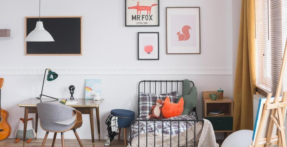 Jakie elementy warto uwzględnić w projekcie pokoju dla dziecka zainteresowanego nauką?