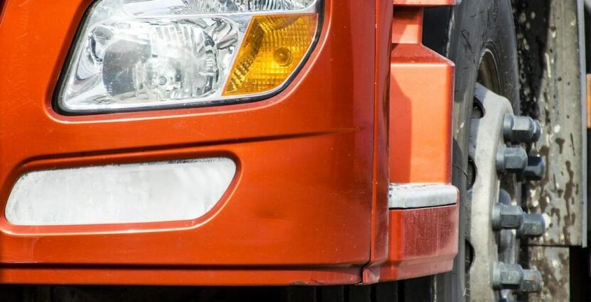 Opony taurus a ich znaczenie dla efektywności transportu ciężarowego