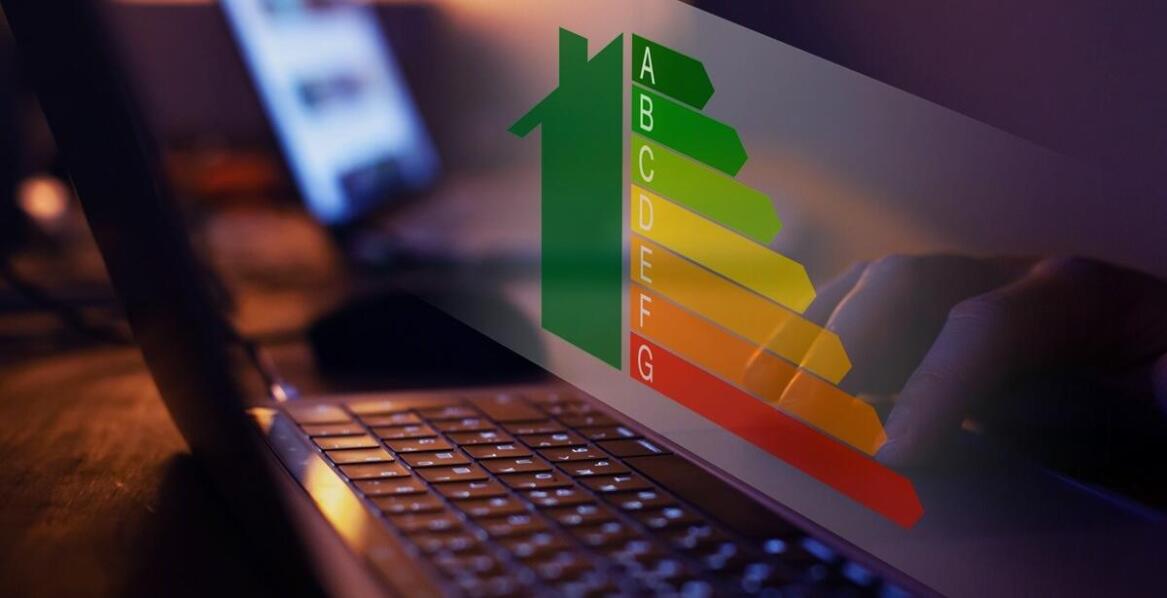 Jakie są kluczowe korzyści płynące z szybkiego uzyskania świadectwa online?