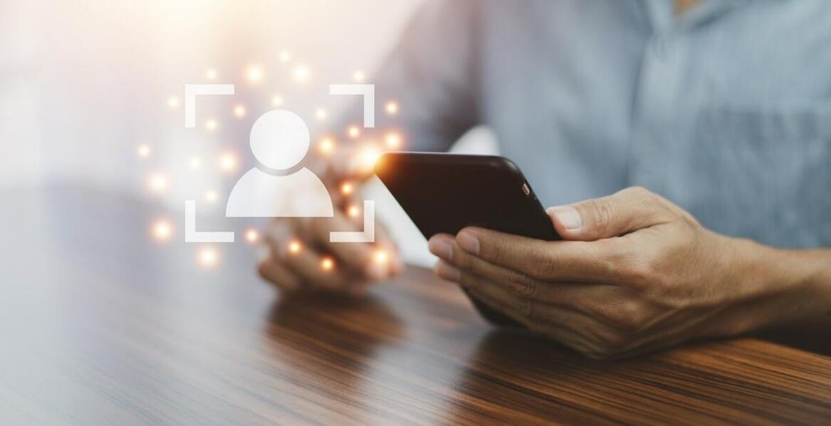 Jakie są wyzwania związane z ochroną danych w aplikacjach mobilnych?
