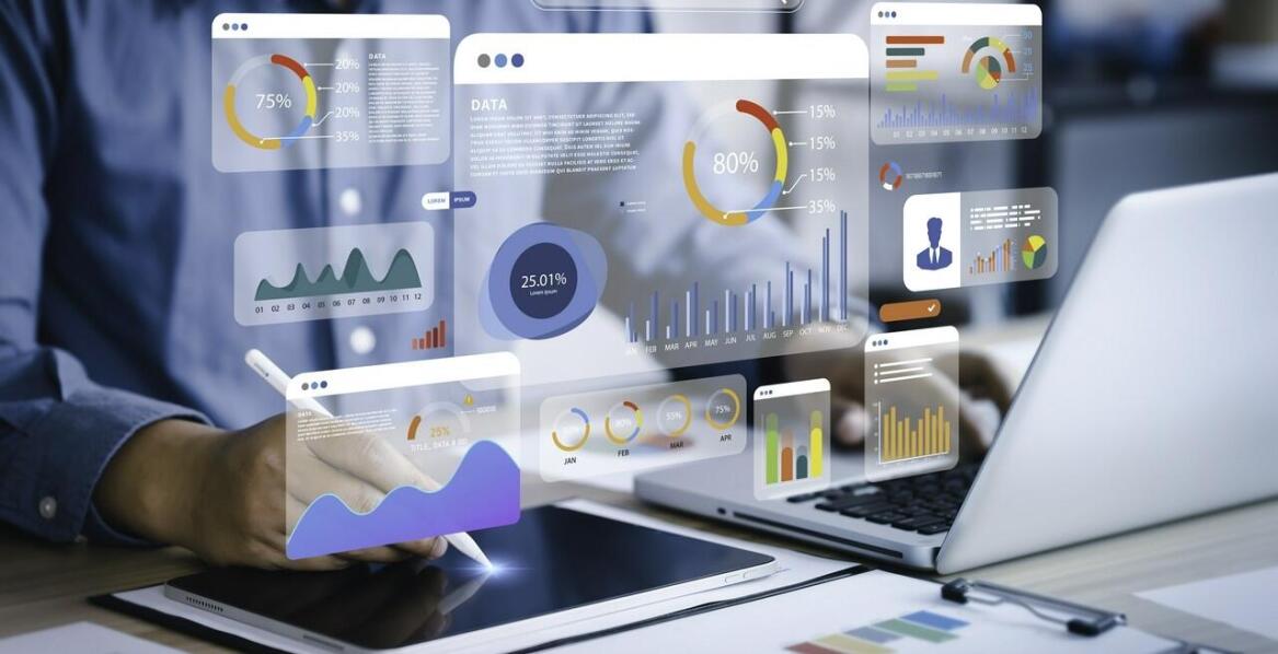 Jak dostosowanie aplikacji do specyfiki branży logistycznej wpływa na jej efektywność?