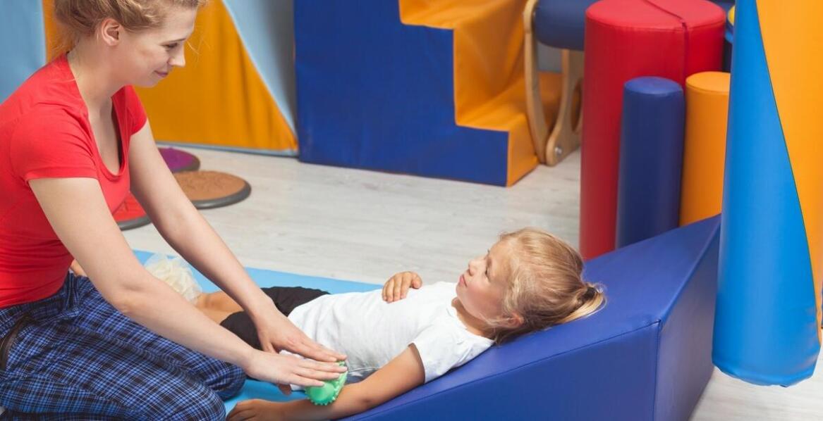 Jak metoda Tomatisa pomaga dzieciom z ADD w integracji sensorycznej?