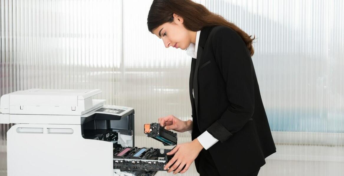 Jakie są najczęstsze problemy rozwiązywane przez serwis urządzeń wielofunkcyjnych?