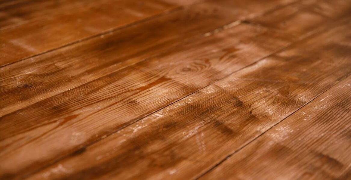 Jak olej do blatów wpływa na trwałość i odporność na uszkodzenia mechaniczne?