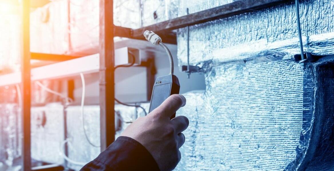 Jak czyszczenie rekuperacji wpływa na bezpieczeństwo przeciwpożarowe budynków?