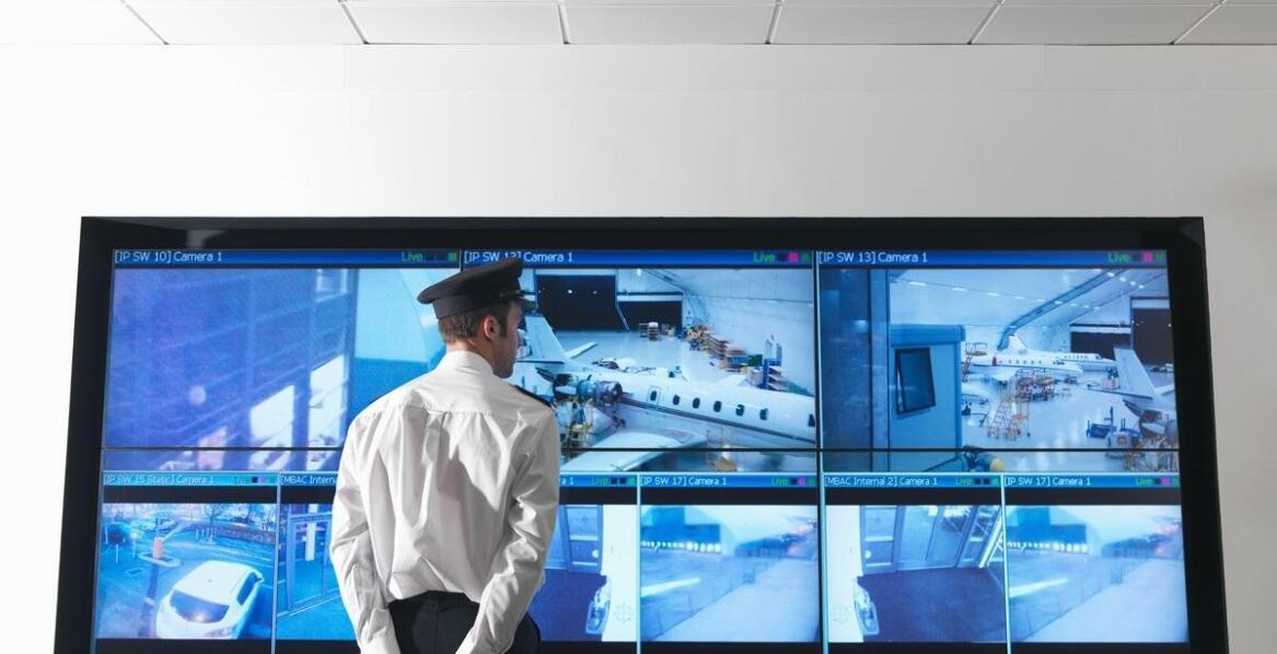 Ochrona fizyczna obiektów produkcyjnych - jak zabezpieczyć linie produkcyjne?